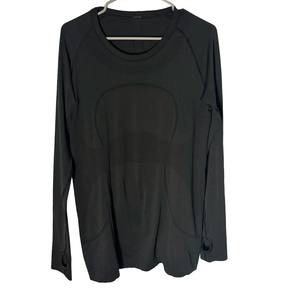 Lululemon Swiftly Tech Long Sleeve Crew shirt in black